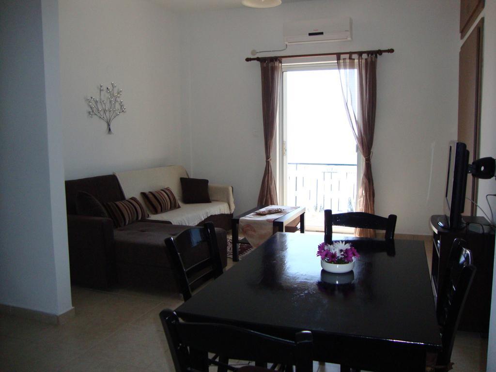 Fantasia Apartment Lákones المظهر الخارجي الصورة