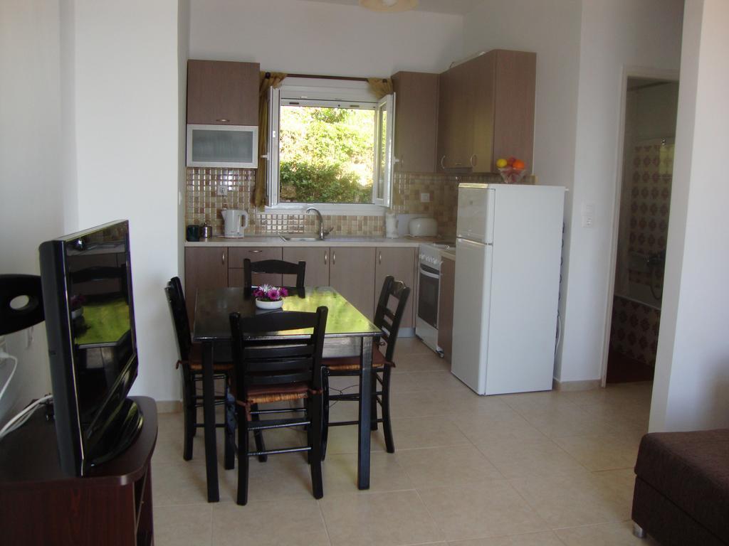Fantasia Apartment Lákones المظهر الخارجي الصورة